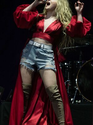 Sabrina Carpenter